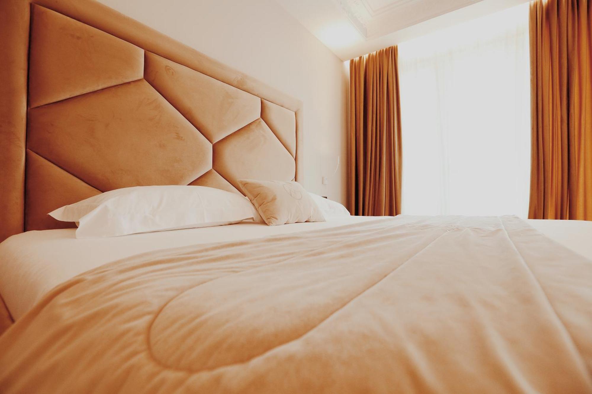 Hotel Grand Mirage à Vlorë Extérieur photo