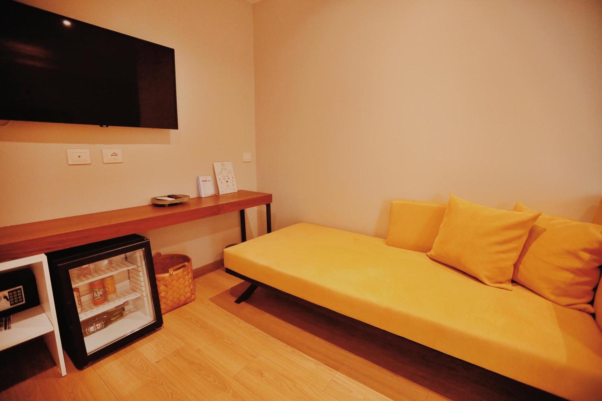 Hotel Grand Mirage à Vlorë Extérieur photo